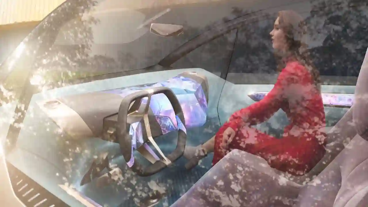 BMW i Vision Circular: компактный электромобиль 2040 года, ориентированный на экологичность и роскошь