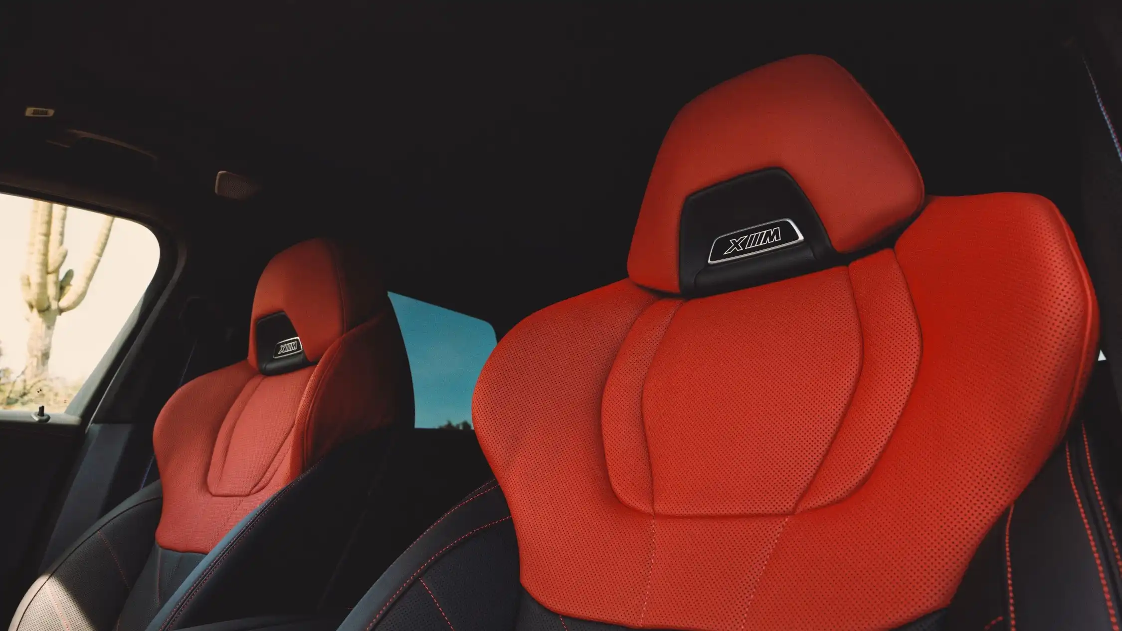The BMW XM Label Red.