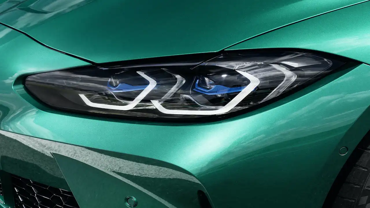 Новые спортивные седан BMW М3 и купе BMW М4