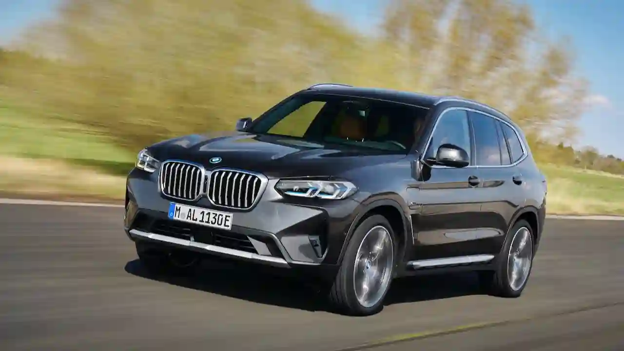 Новые BMW X3 и BMW X4: еще интеллектуальнее, современнее и спортивнее, чем раньше