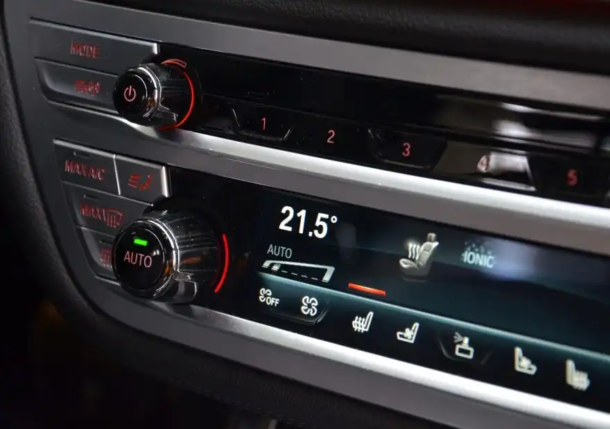 Тест BMW 7-й серии. Самый противоречивый баварский седан (ЖУРНАЛ "5 КОЛЕСО")