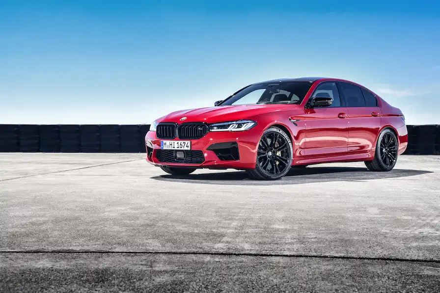 Новые BMW&nbsp;M5 и BMW&nbsp;M5 Competition