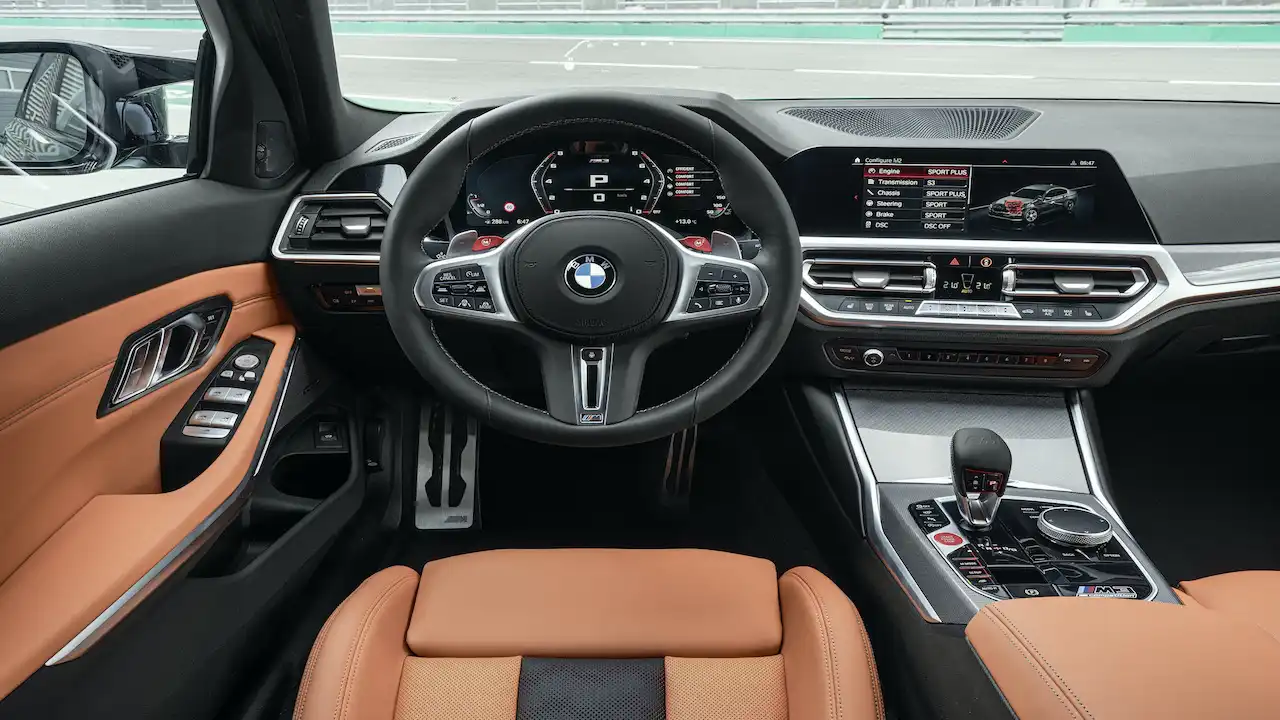 Новые спортивные седан BMW М3 и купе BMW М4