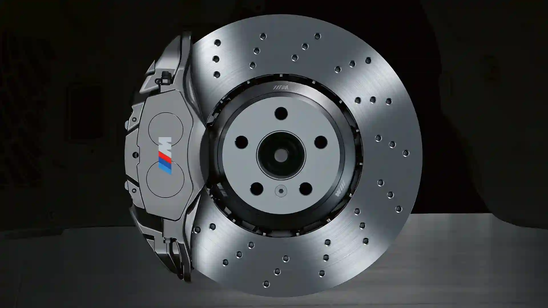Замена тормозных колодок BMW: профессиональное обслуживание в сервисе BMW Евросиб