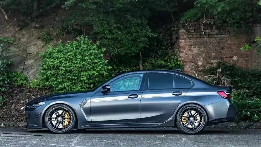 Manhart превратил BMW M3 в 650-сильный спорткар.