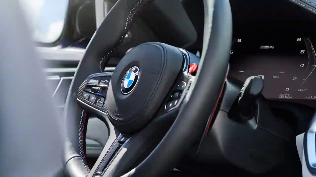 BMW Group представляет новый BMW M4 Competition Cabrio с системой полного привода M xDrive
