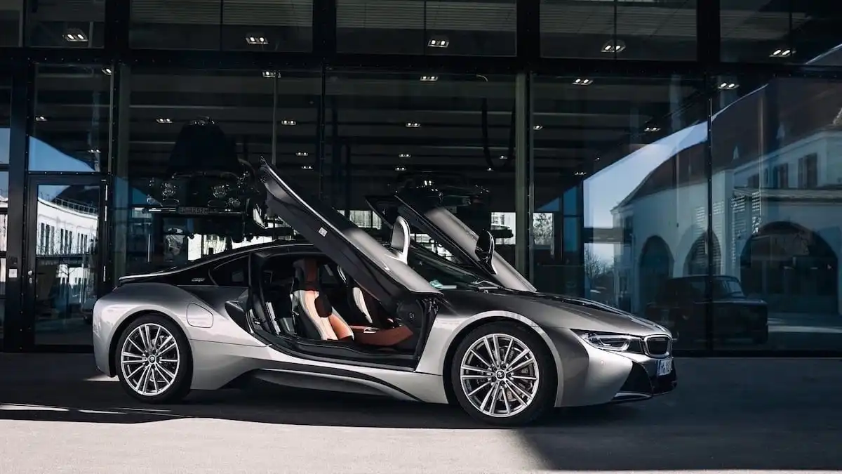 BMW – в топ-3 самых популярных автомобилей в Google.