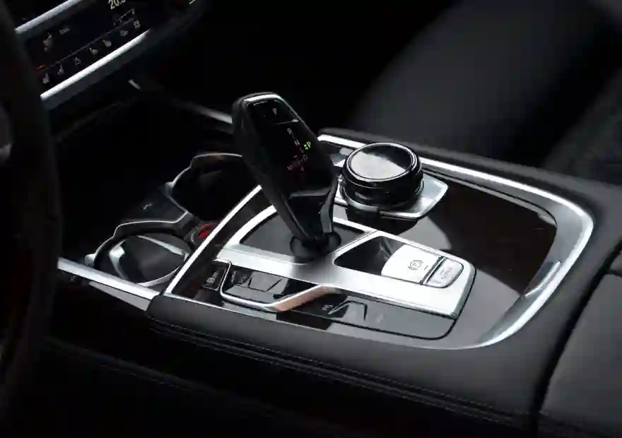Тест BMW 7-й серии. Самый противоречивый баварский седан (ЖУРНАЛ "5 КОЛЕСО")