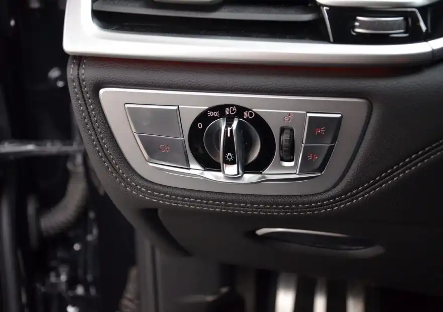 Тест BMW 7-й серии. Самый противоречивый баварский седан (ЖУРНАЛ "5 КОЛЕСО")