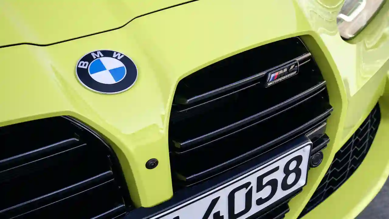 Новые спортивные седан BMW М3 и купе BMW М4