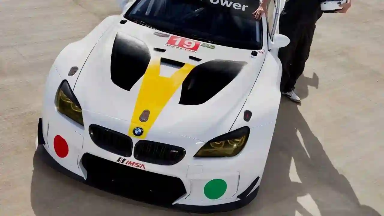 Искусство в движении: топ проектов BMW Art Cars.
