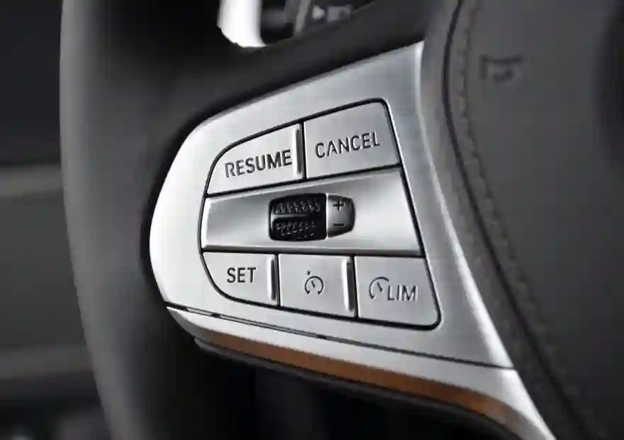 Тест BMW 7-й серии. Самый противоречивый баварский седан (ЖУРНАЛ "5 КОЛЕСО")