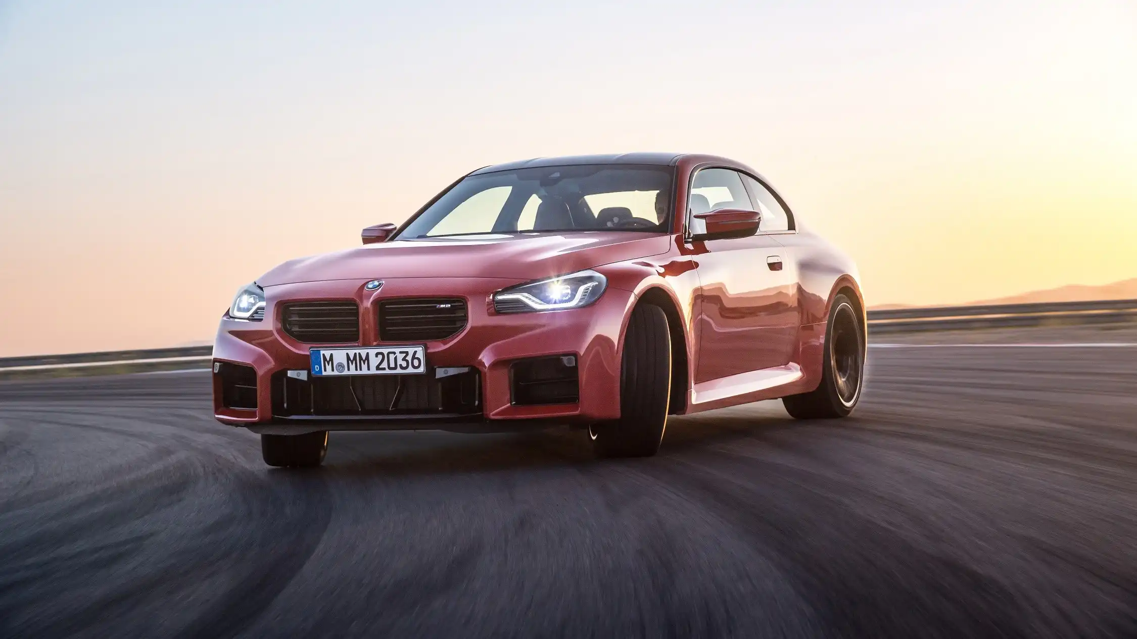 Совершенно новый BMW M2.