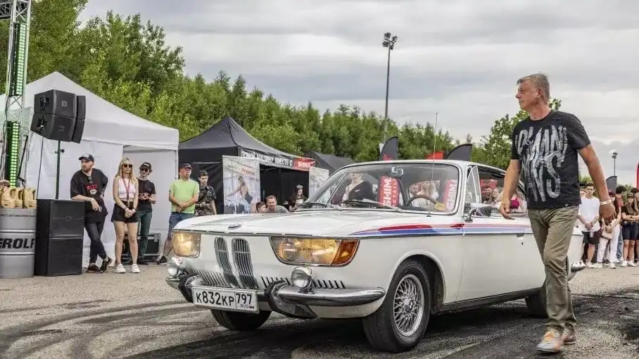 Автомобили BMW на фестивале Bimmerdays.