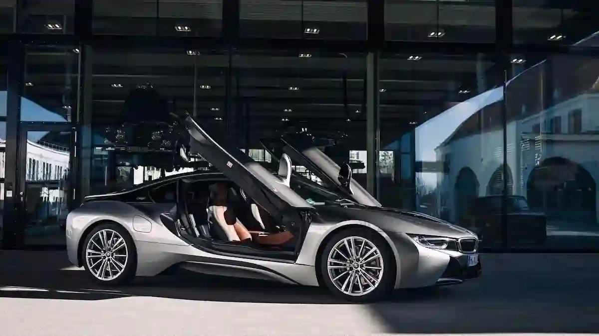 BMW – в топ-3 самых популярных автомобилей в Google.