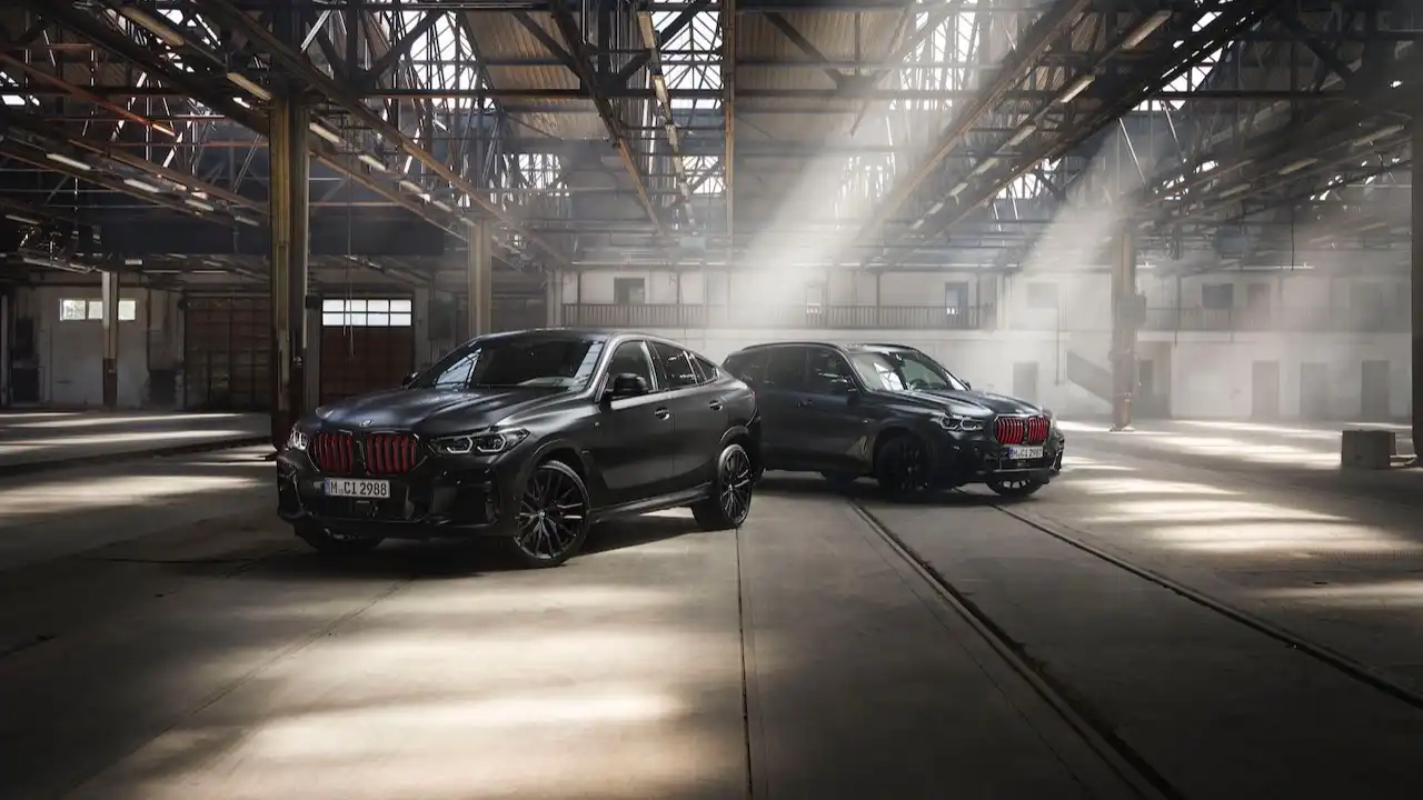 BMW Group представляет кроссоверы BMW&nbsp;X5 и BMW&nbsp;X6 ограниченной серии Black Vermilion Edition