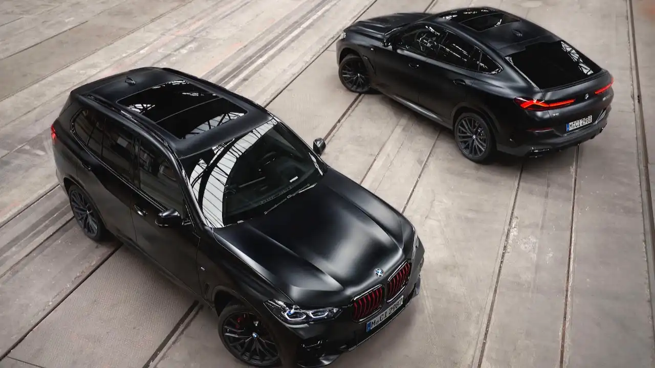 BMW Group представляет кроссоверы BMW&nbsp;X5 и BMW&nbsp;X6 ограниченной серии Black Vermilion Edition