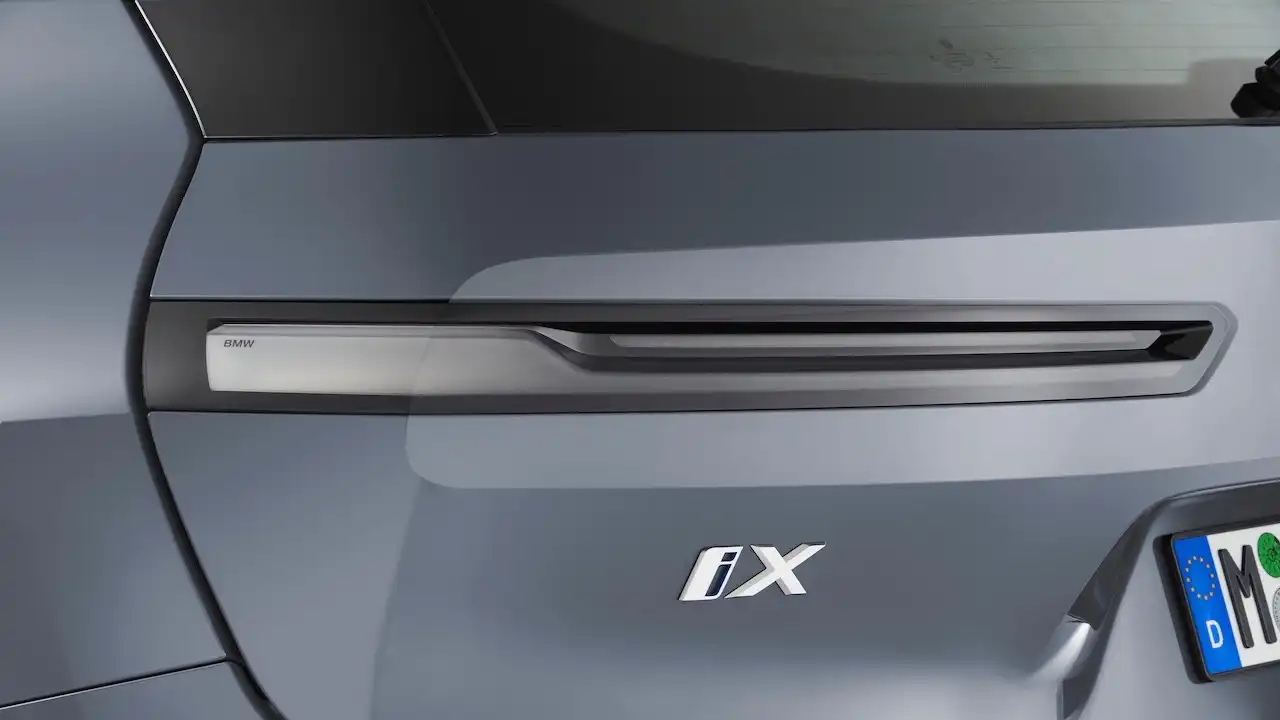 Новые BMW&nbsp;iX xDrive40 и BMW&nbsp;iX xDrive50