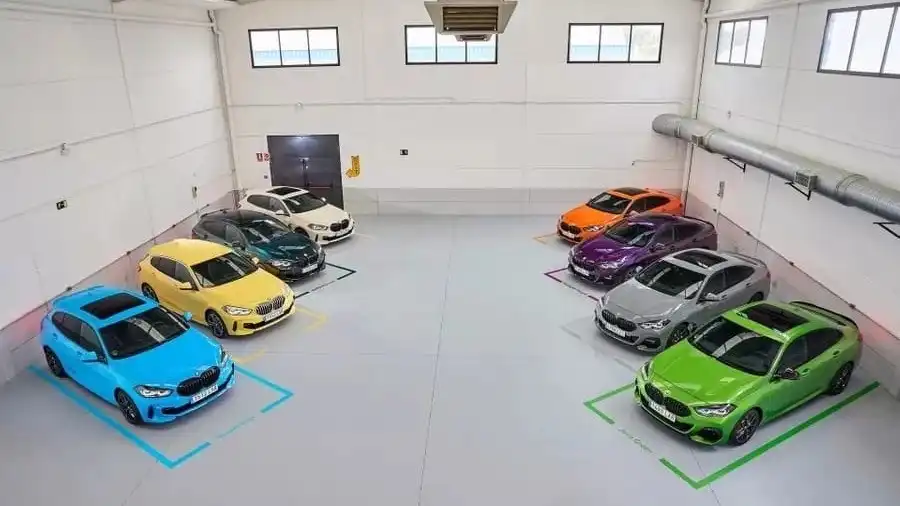 BMW предложили «индивидуальные» цвета кузова для 1&nbsp;серии и 2&nbsp;серии.