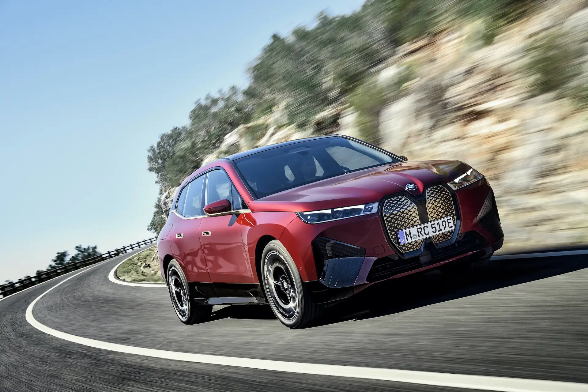 BMW Group представляет дизайн BMW&nbsp;iX — своего нового технологического флагмана