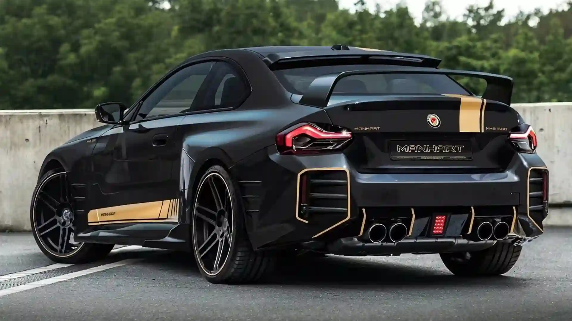 Manhart анонсировал тюнинг нового BMW M2.