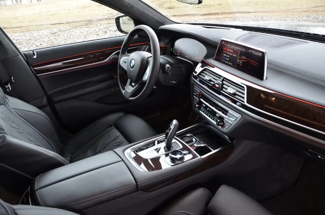 Тест BMW 7-й серии. Самый противоречивый баварский седан (ЖУРНАЛ "5 КОЛЕСО")