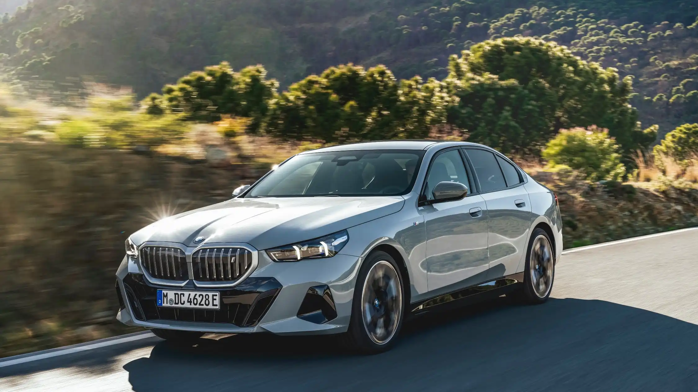 Новый BMW 5 серии седан