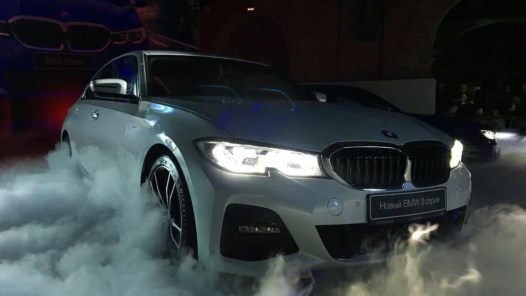 Презентация нового BMW 3 серии от Евросиб BMW в Центре перемещений во времени "KOD"
