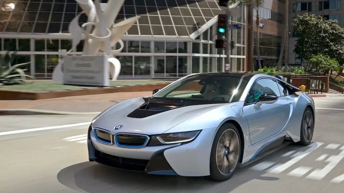 BMW – в топ-3 самых популярных автомобилей в Google.