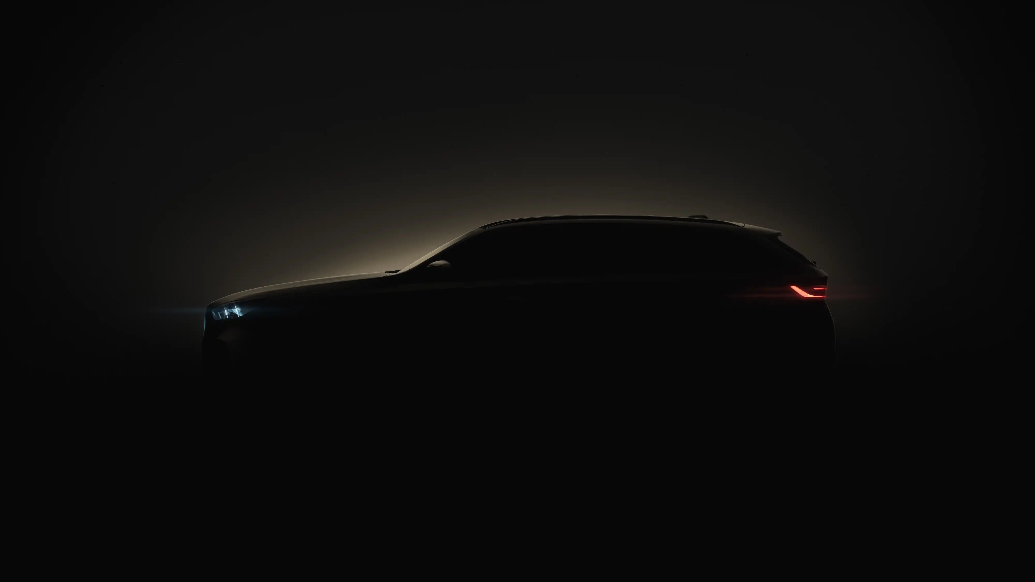 Новый BMW 5 Series Sedan и первый BMW i5.